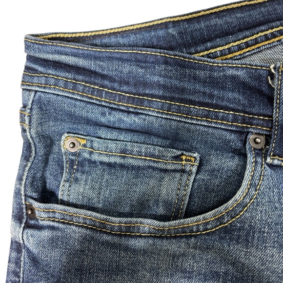 Blue‎ Relaxed Fit Jeans with Vintage Wash - Picture 8 of 11